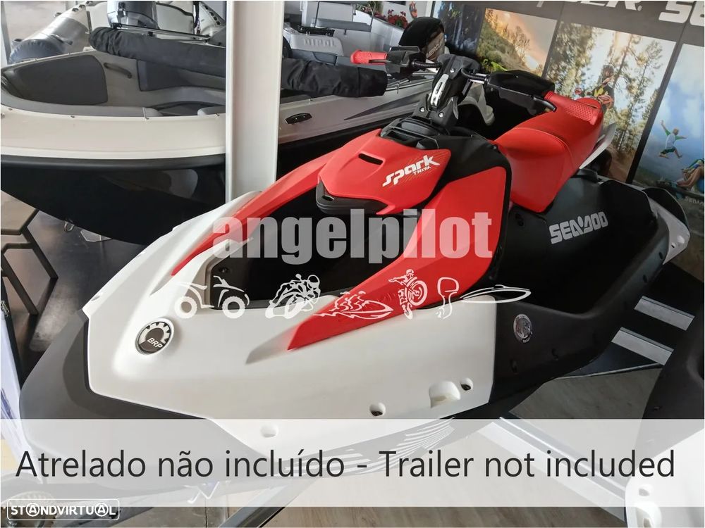 Sea-Doo Spark Trixx 900 HO Ace 3 Up