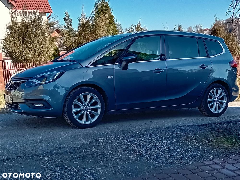 Opel Zafira - 2