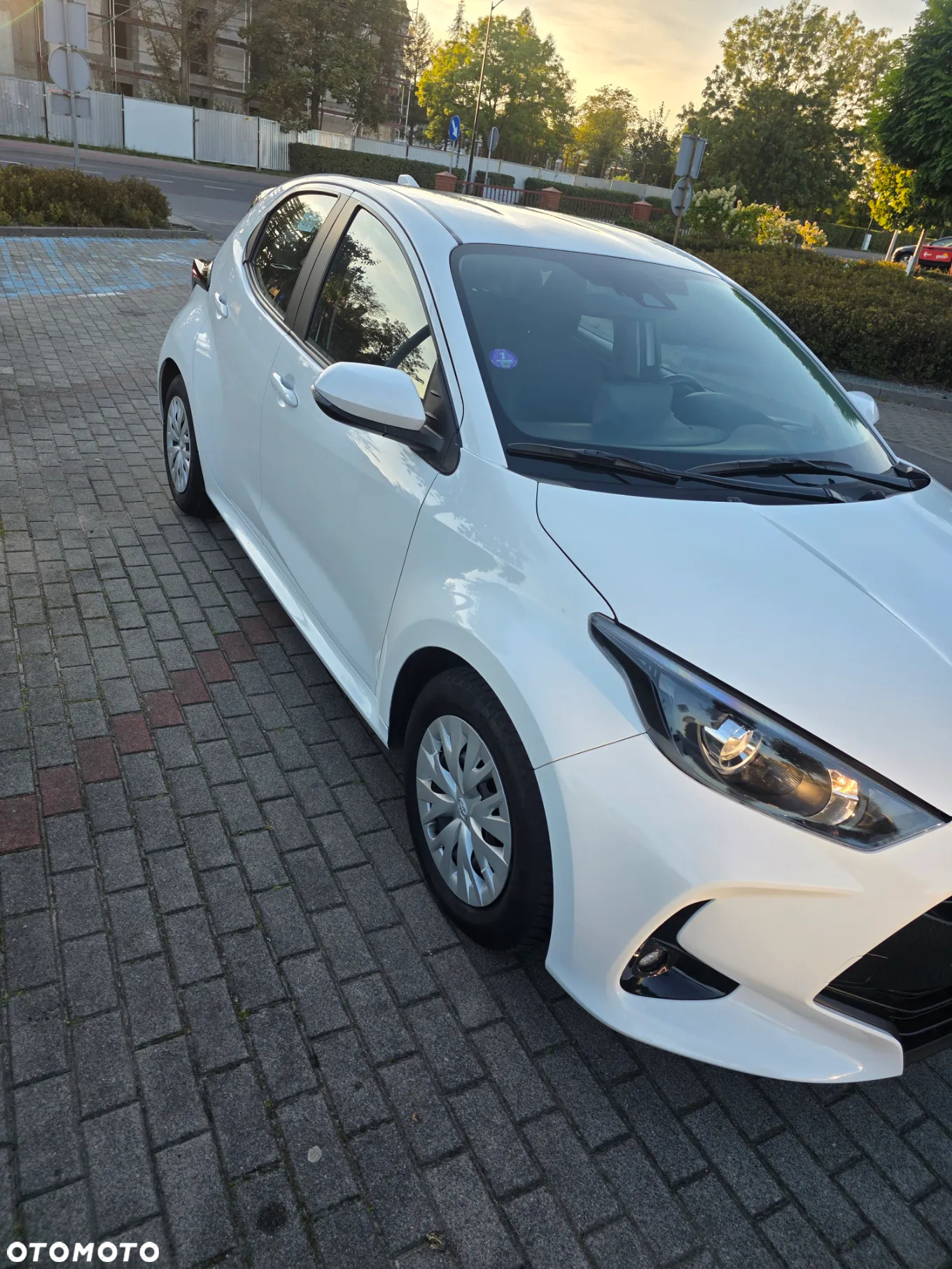 Toyota Yaris 1.5 VVT-iE Comfort - 10