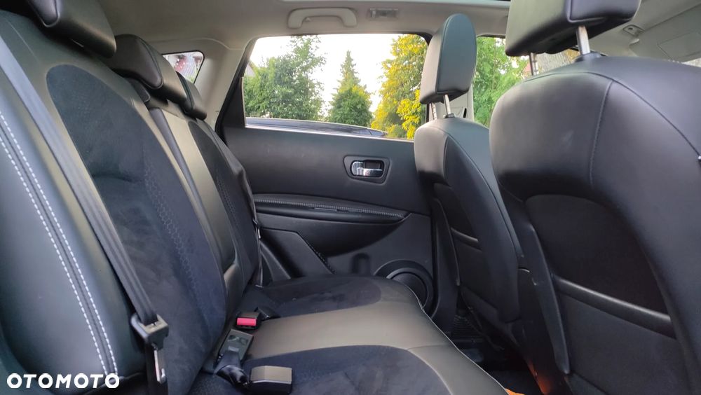 Nissan Qashqai 2.0 dCi 4 x 4 DPF tekna - 15