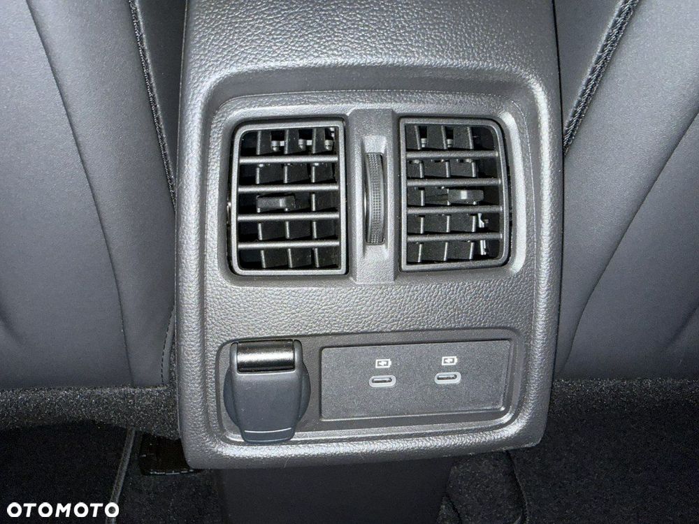 Renault Captur - 16