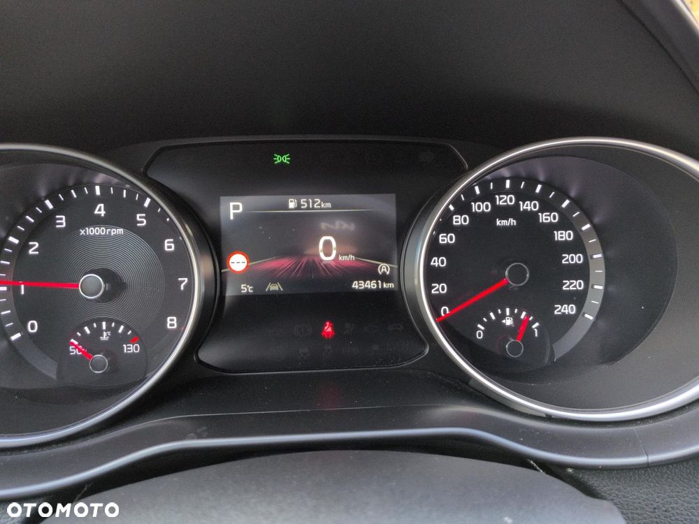 Kia Ceed 1.5 T-GDI M DCT - 12