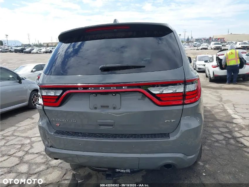 Dodge Durango - 11