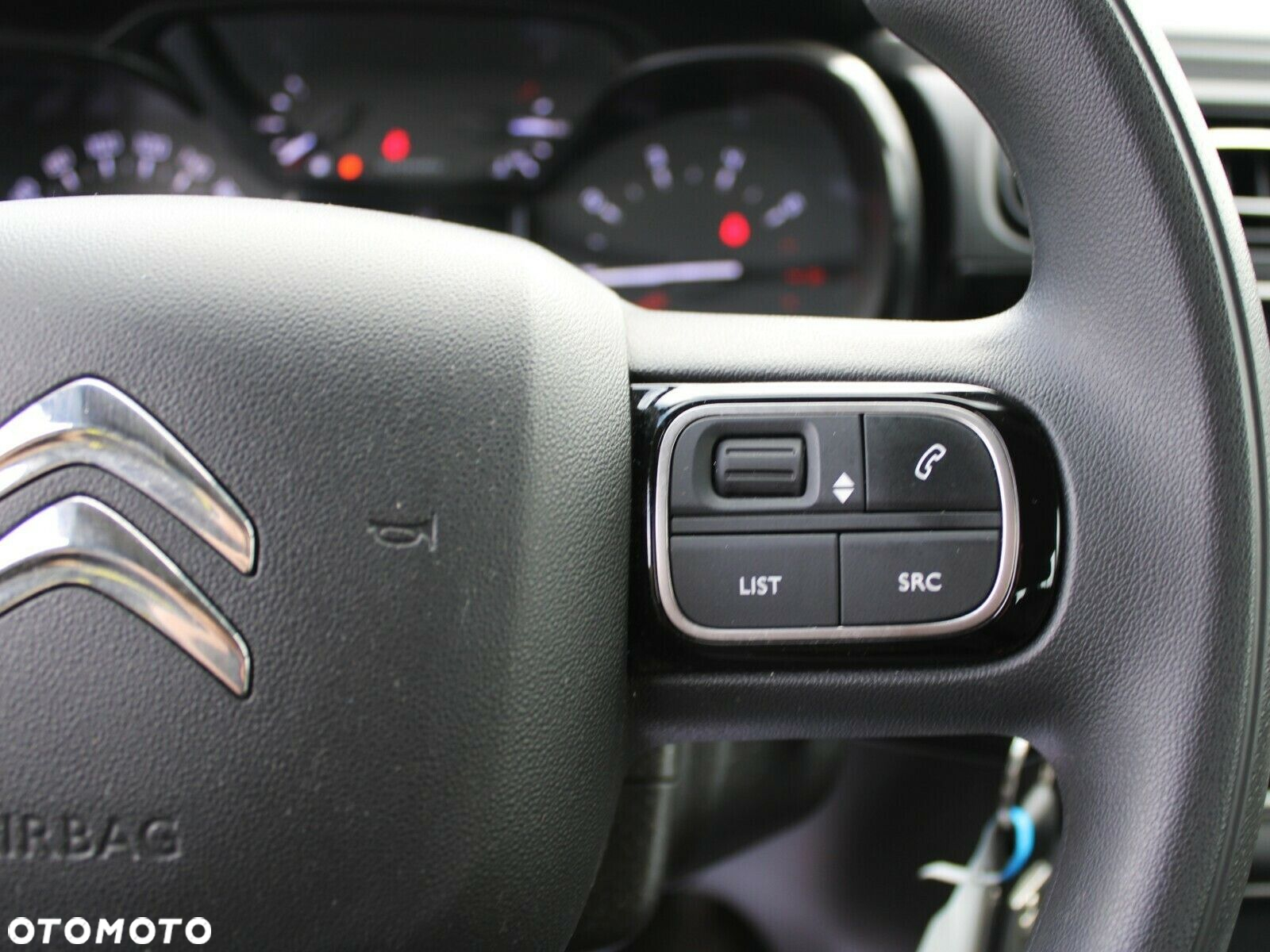 Citroën C3 1.2 PureTech Shine - 24