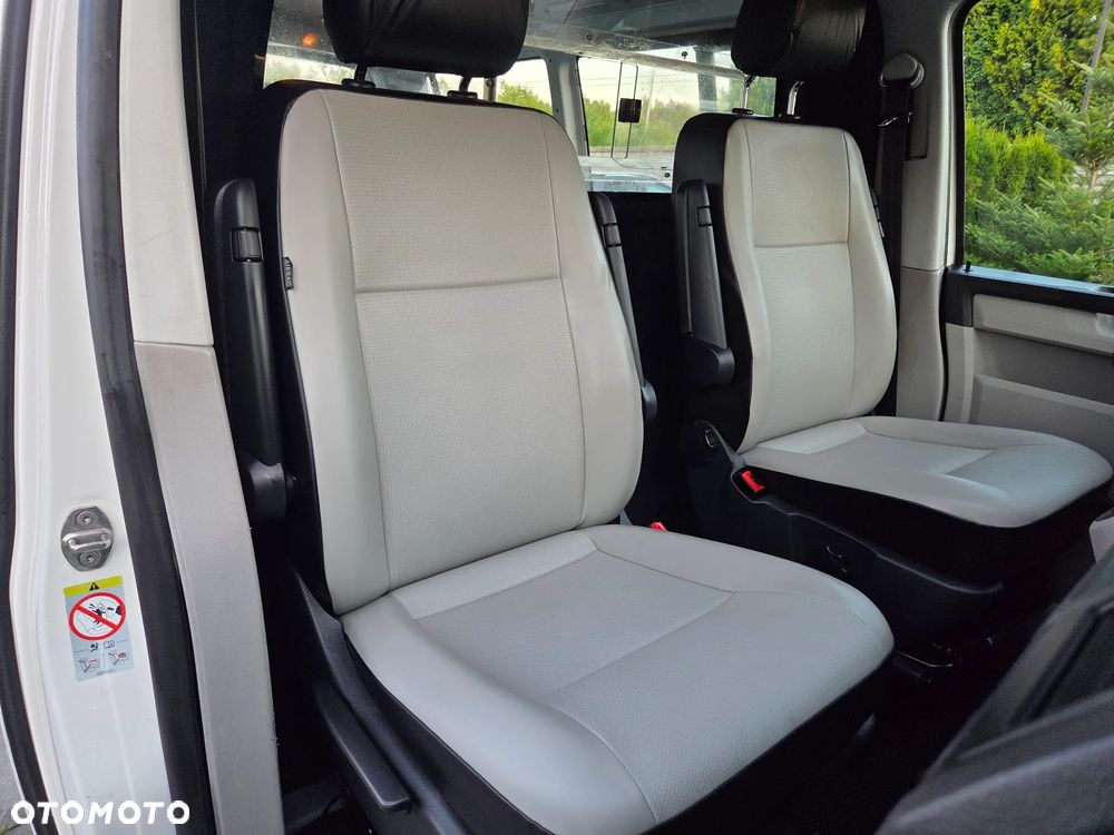 Volkswagen Transporter - 21