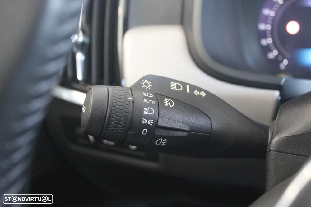 Volvo V90 2.0 T6 PHEV Inscription Expression AWD - 22