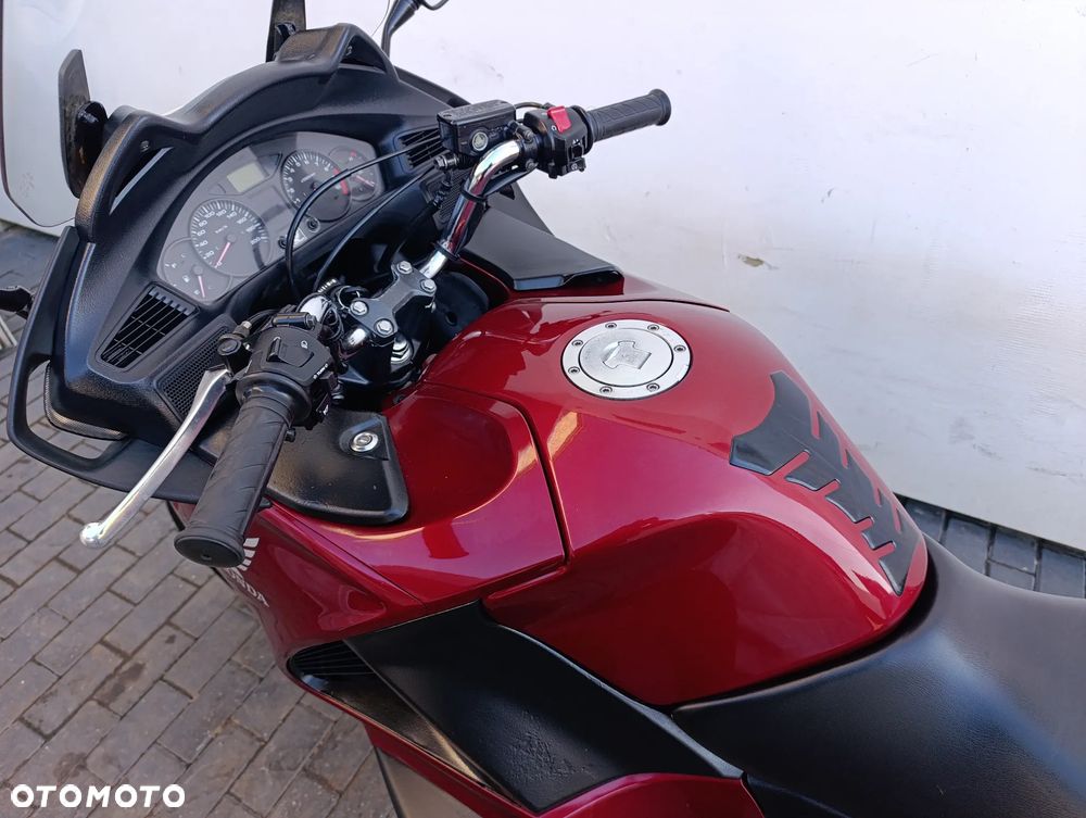 Honda NTV - 15