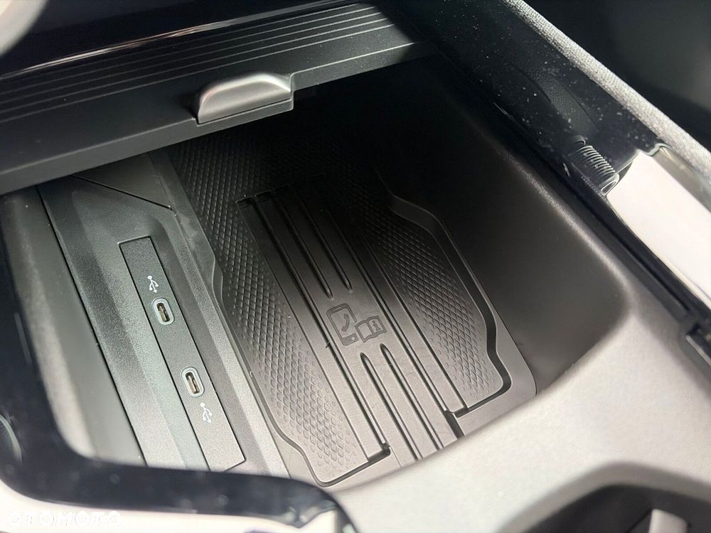 Skoda Superb 2.0 TSI Drive DSG - 25
