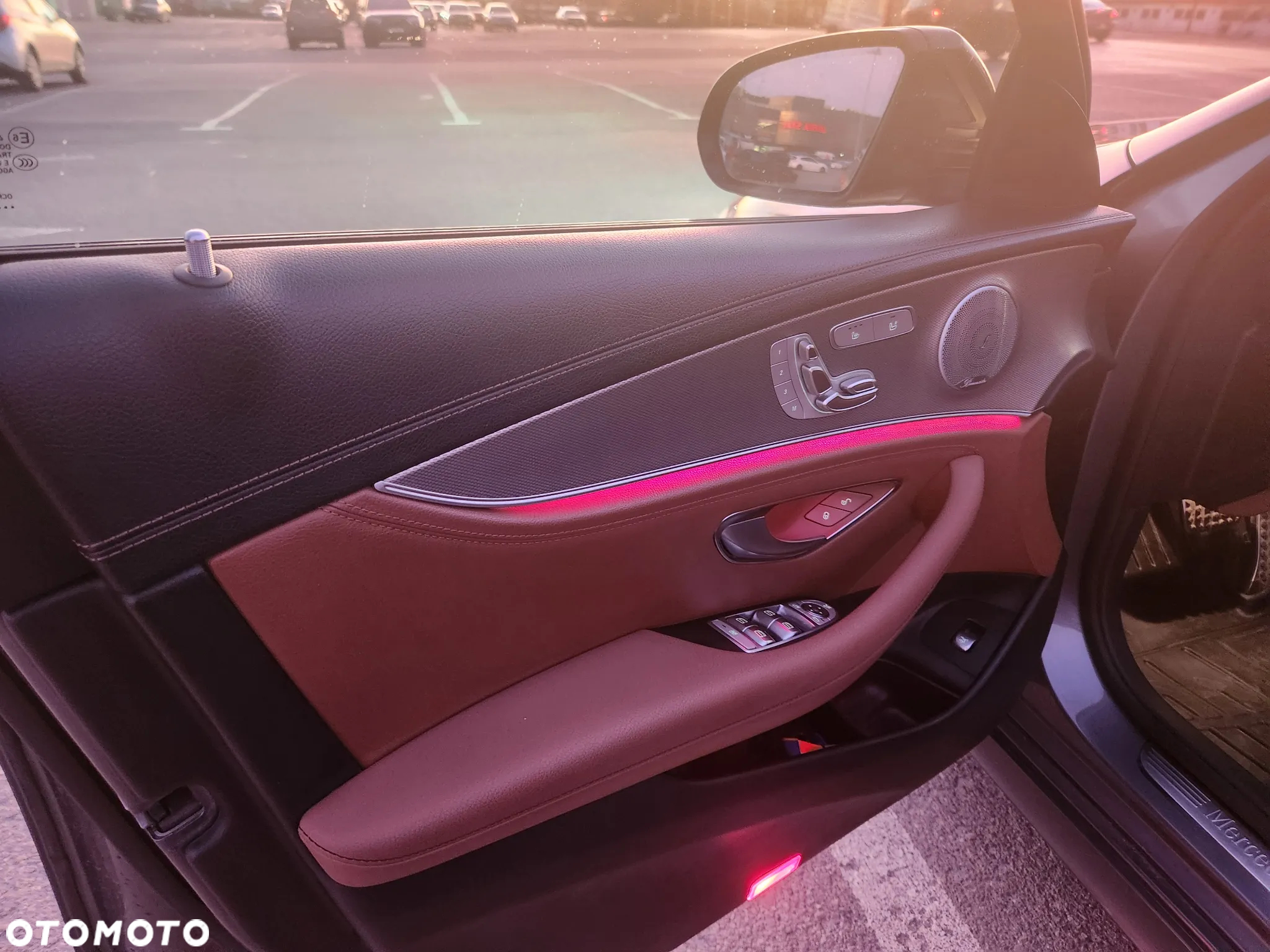 Mercedes-Benz Klasa E 220 d 9G-TRONIC AMG Line - 12