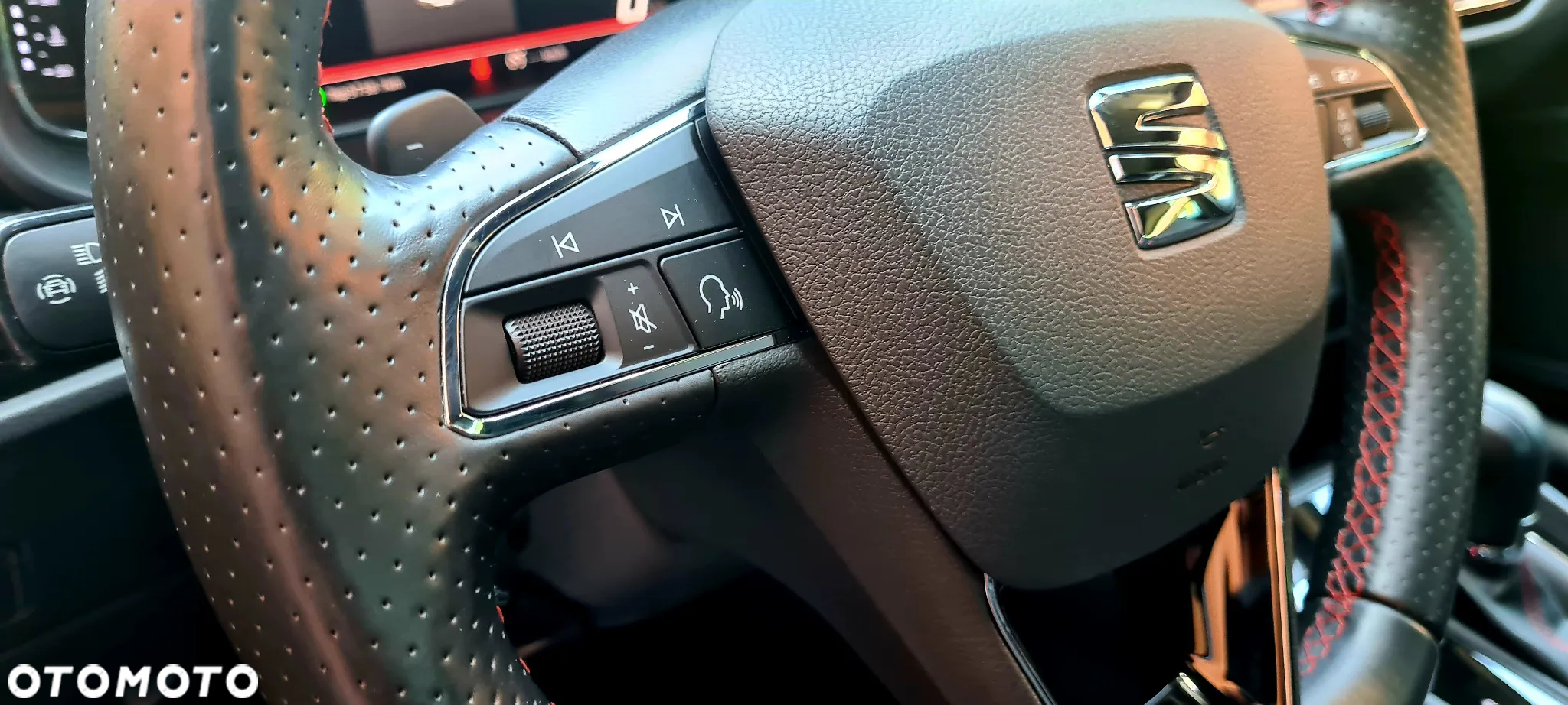 Seat Leon 2.0 EcoTSI FR S&S DSG - 31