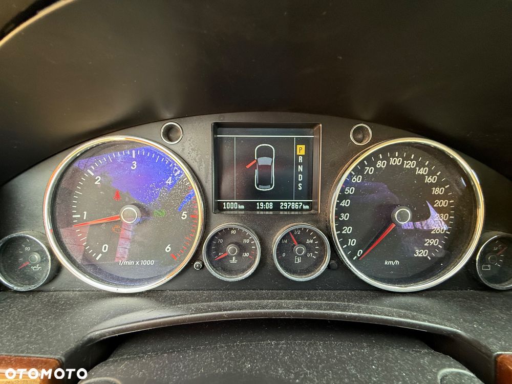 Volkswagen Touareg 3.0 V6 TDI Tiptr - 11