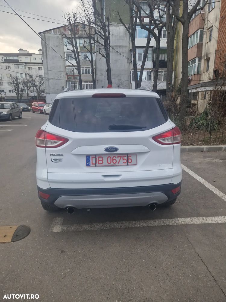 Ford Kuga 2.0 TDCi 4x4 Aut. Titanium - 3