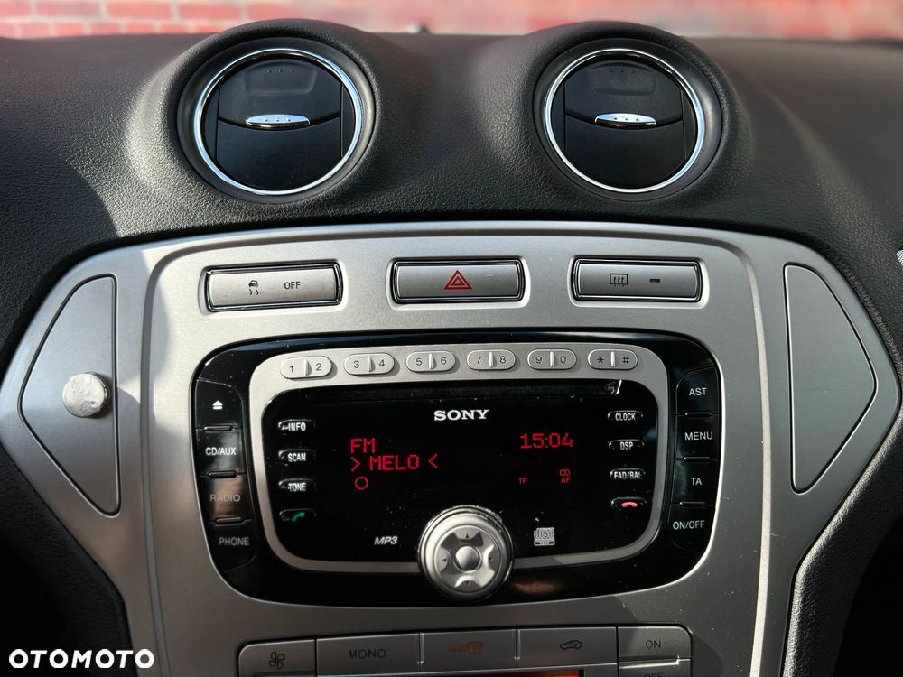 Ford Mondeo - 23