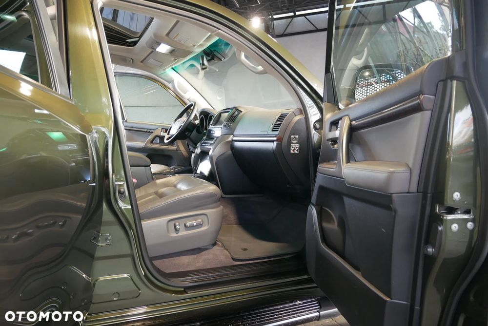 Toyota Land Cruiser ver-lc-4-5-d--4d-sol - 9