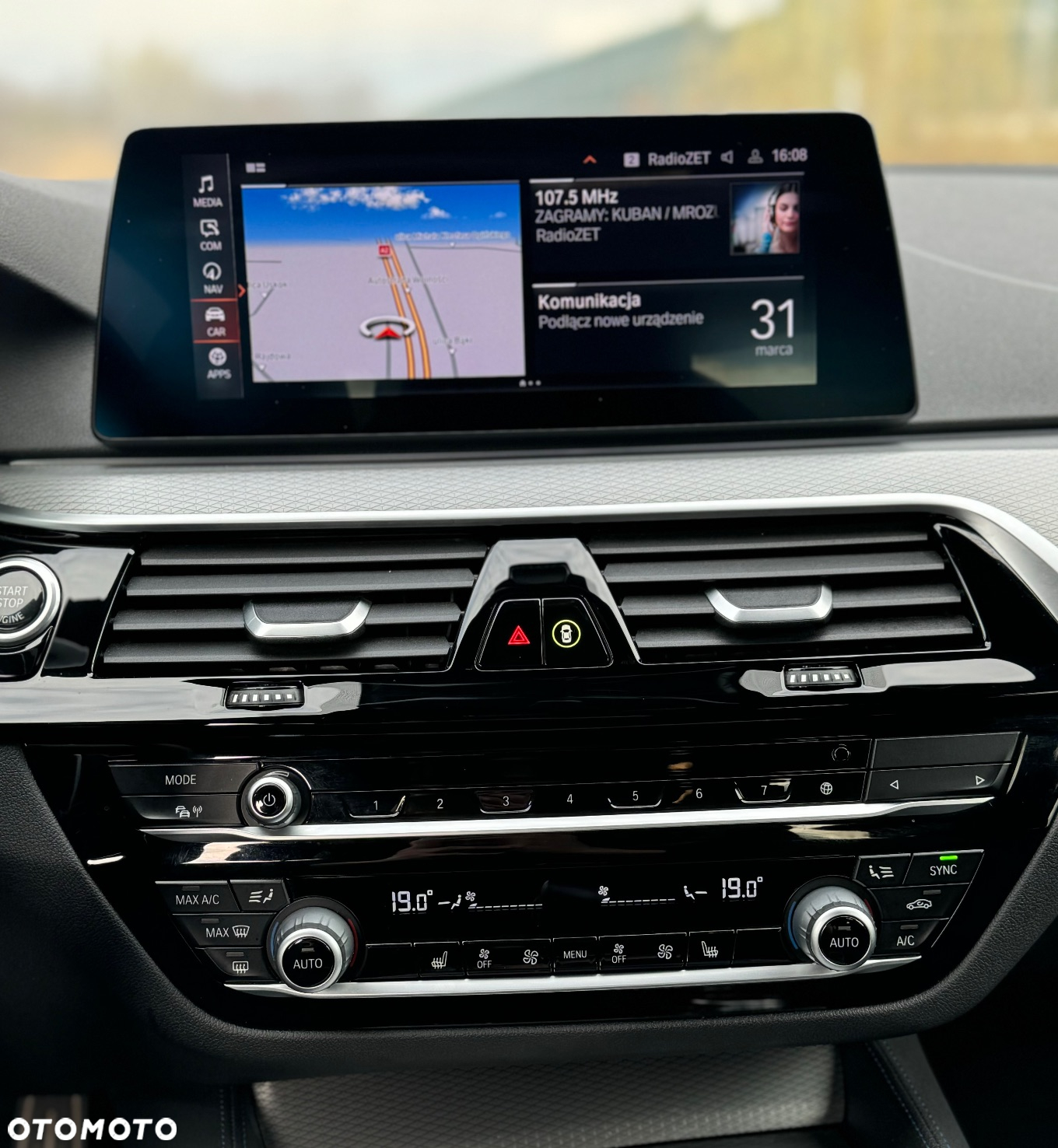 BMW Seria 5 520d xDrive M Sport sport - 27