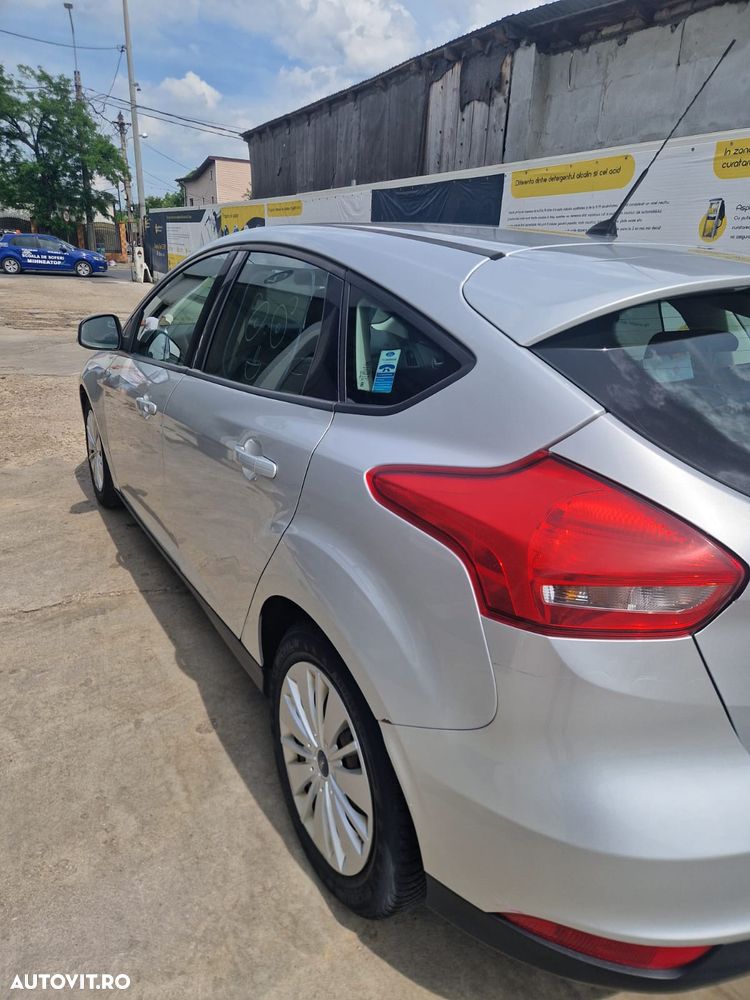 Ford Focus 1.0 EcoBoost Start Stop Trend - 2