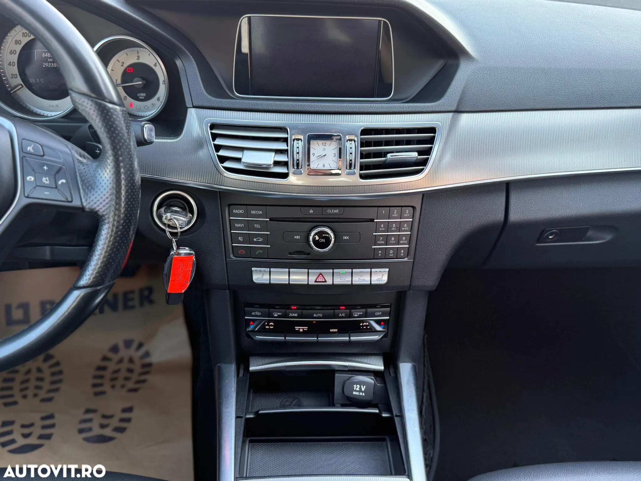 Mercedes-Benz E - 16