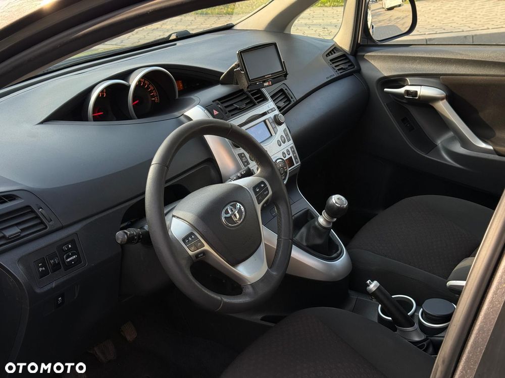 Toyota Verso 1.8 5-Sitzer Skyview Edition - 9