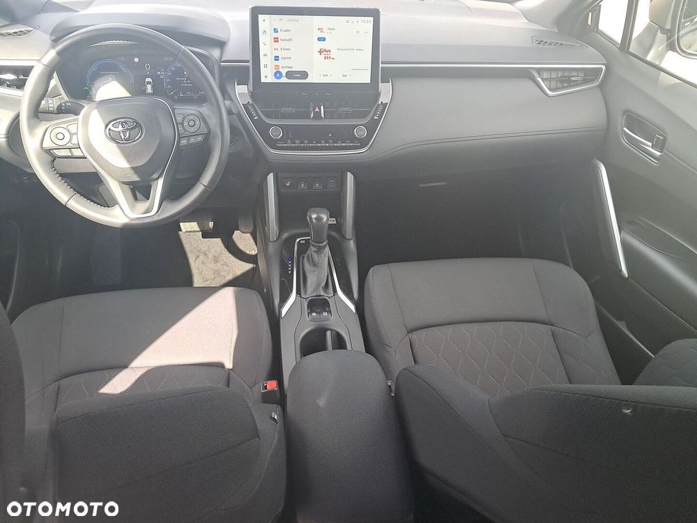 Toyota Corolla Cross - 13