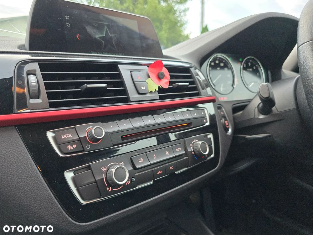 BMW Seria 1 116d Sport Line - 26