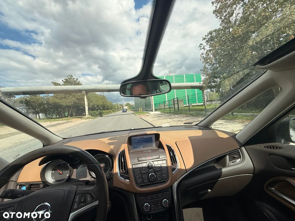 Opel Zafira 2.0 CDTI Cosmo - 9