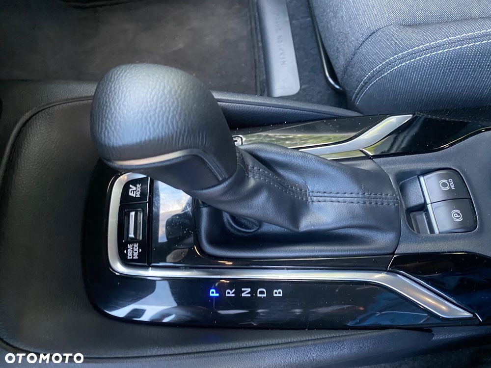 Toyota Corolla 1.8 Hybrid Comfort - 19