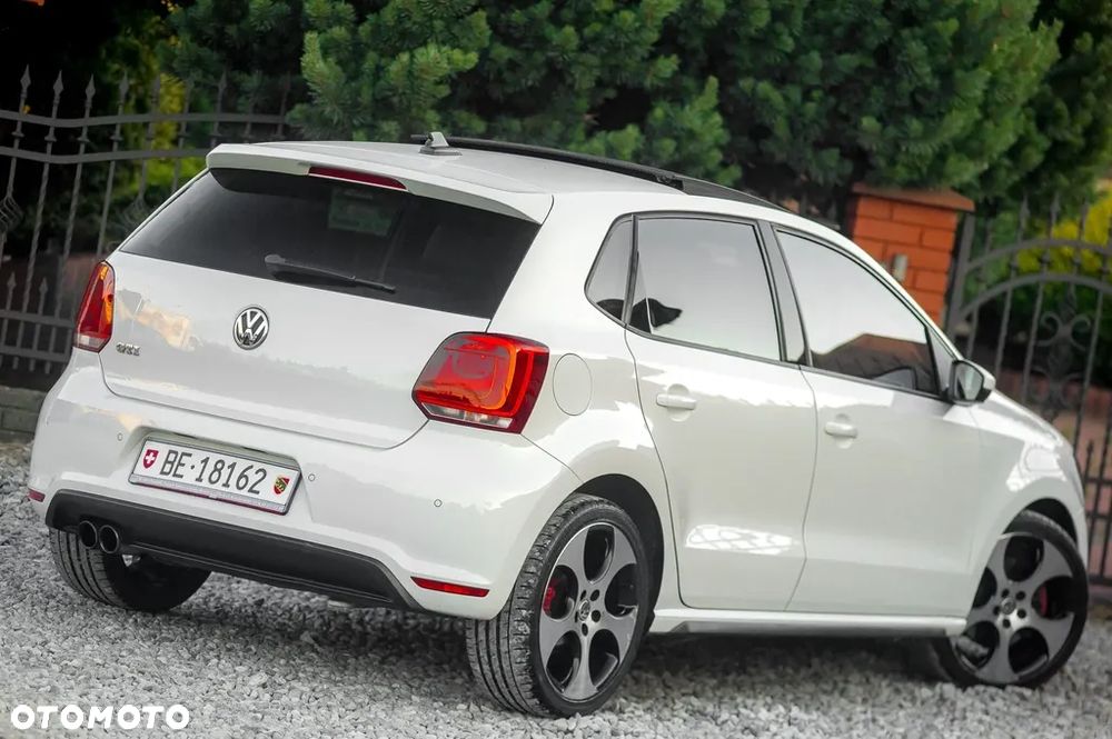 Volkswagen Polo 1.4 DSG GTI - 13
