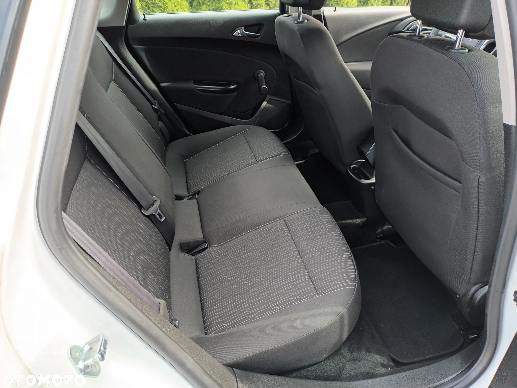 Opel Astra 1.4 EcoFLEX Edition - 14