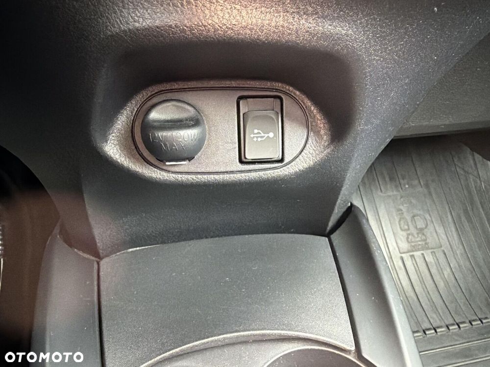 Toyota Yaris - 20