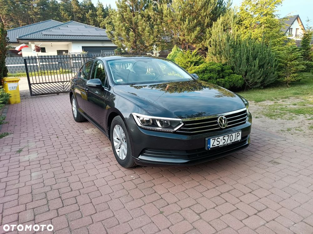 Volkswagen Passat 1.4 TSI BMT Trendline - 9
