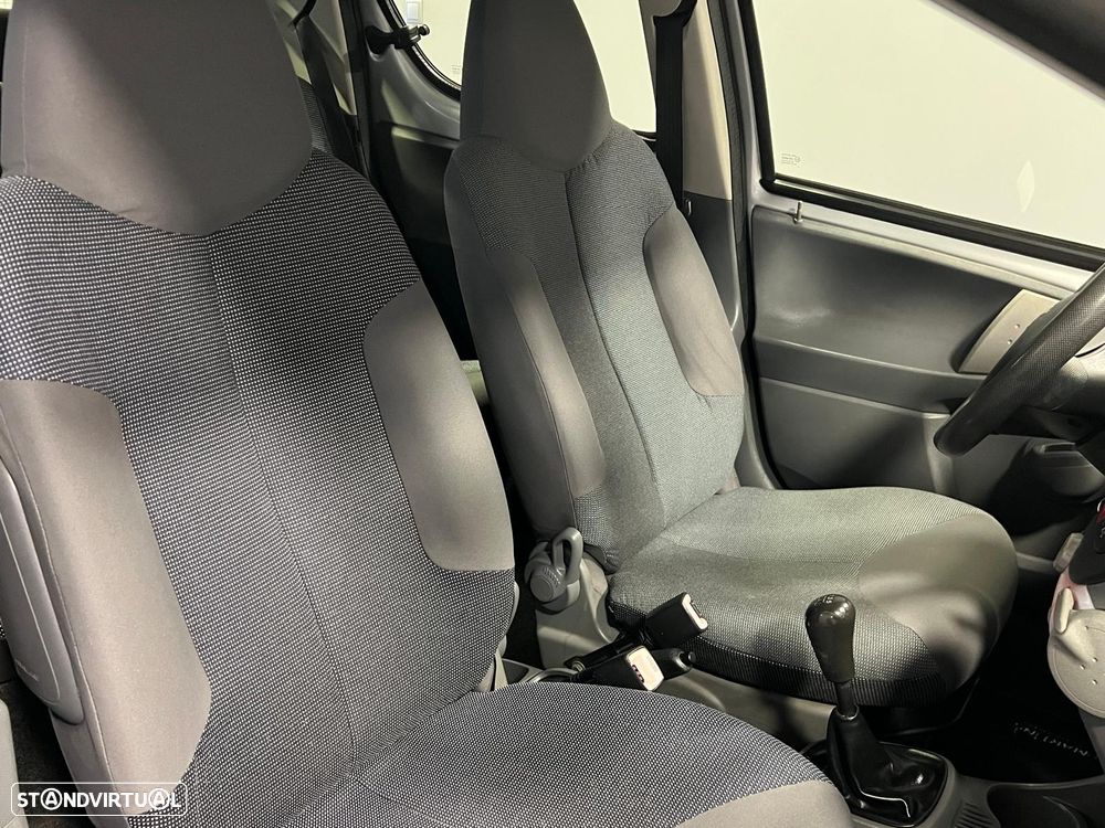 Peugeot 107 1.0 Trendy - 6