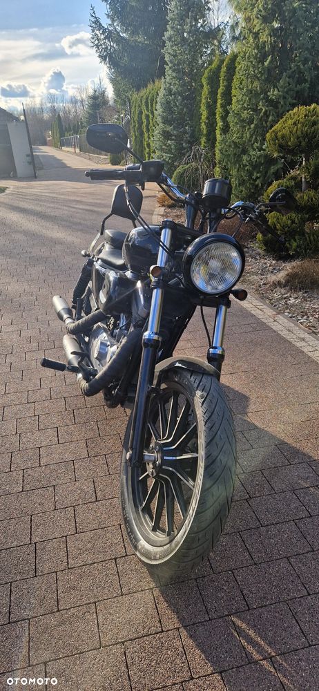 Harley-Davidson Sportster Roadster 883R - 10