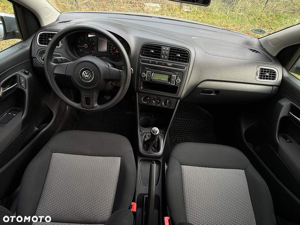 Volkswagen Polo - 29