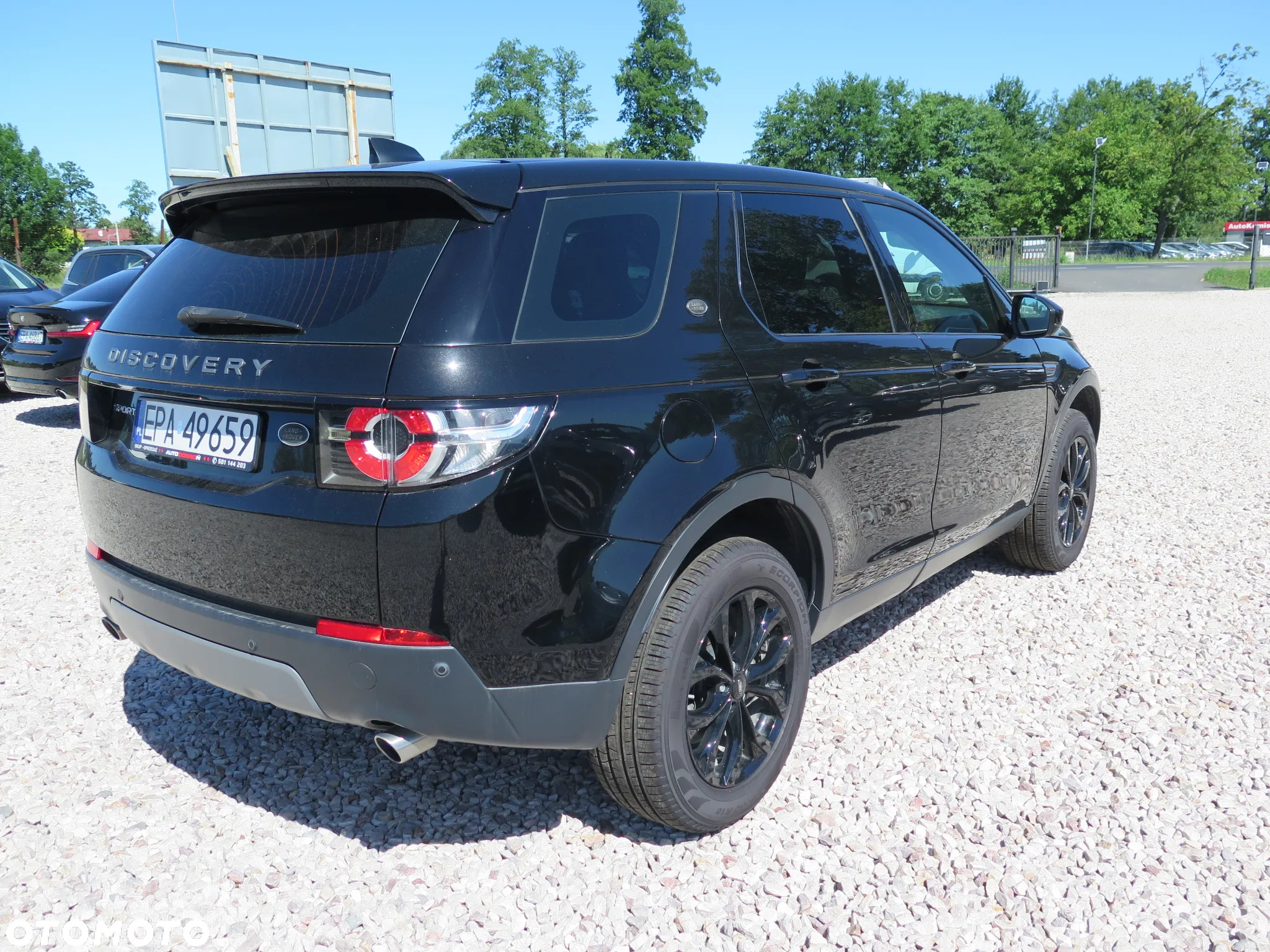Land Rover Discovery Sport - 24