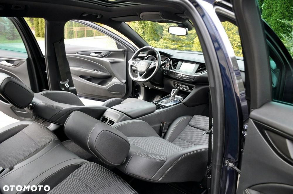 Opel Insignia - 23