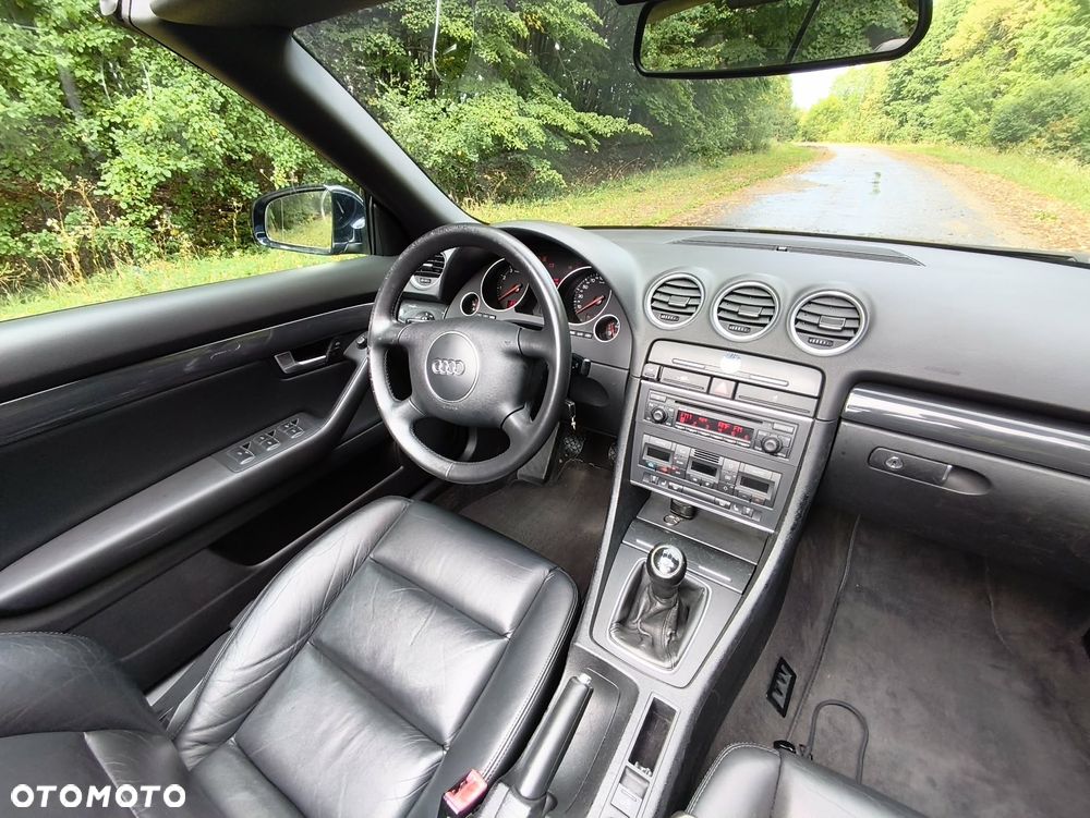 Audi A4 Cabrio 2.4 - 14