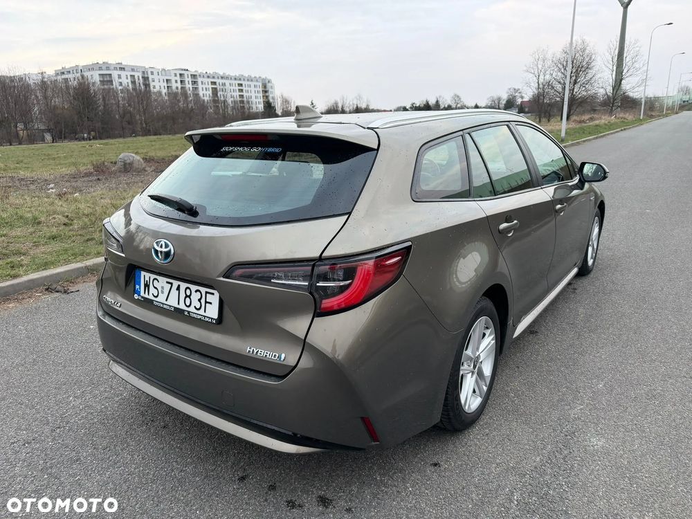 Toyota Corolla - 10