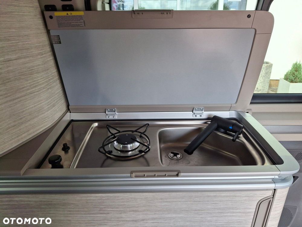 Volkswagen California - 34