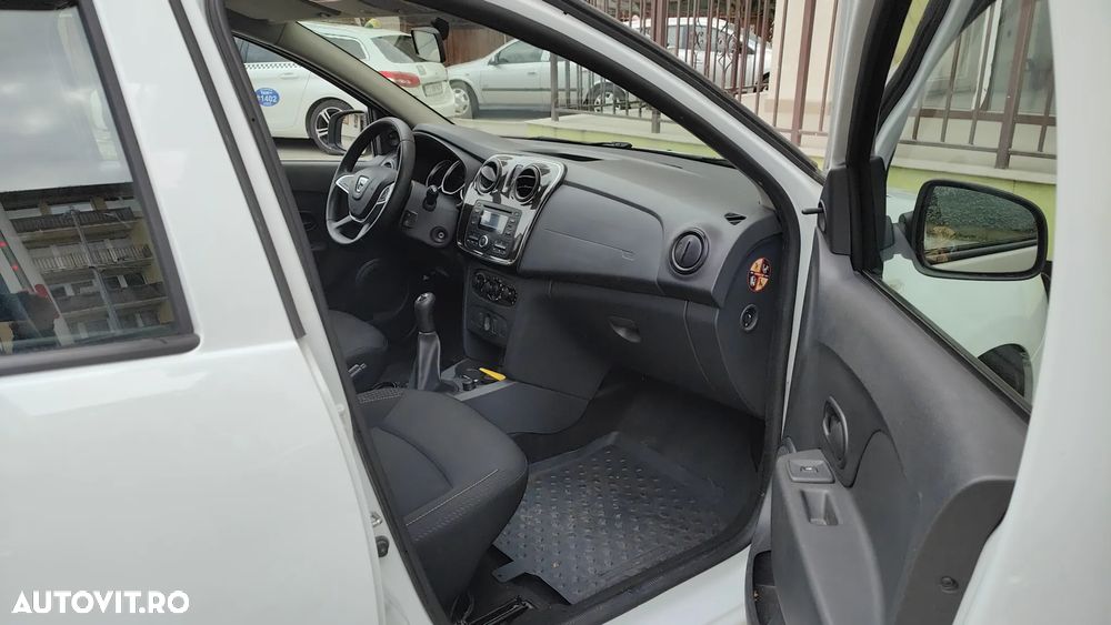 Dacia Logan 1.0 SCe Acces - 9