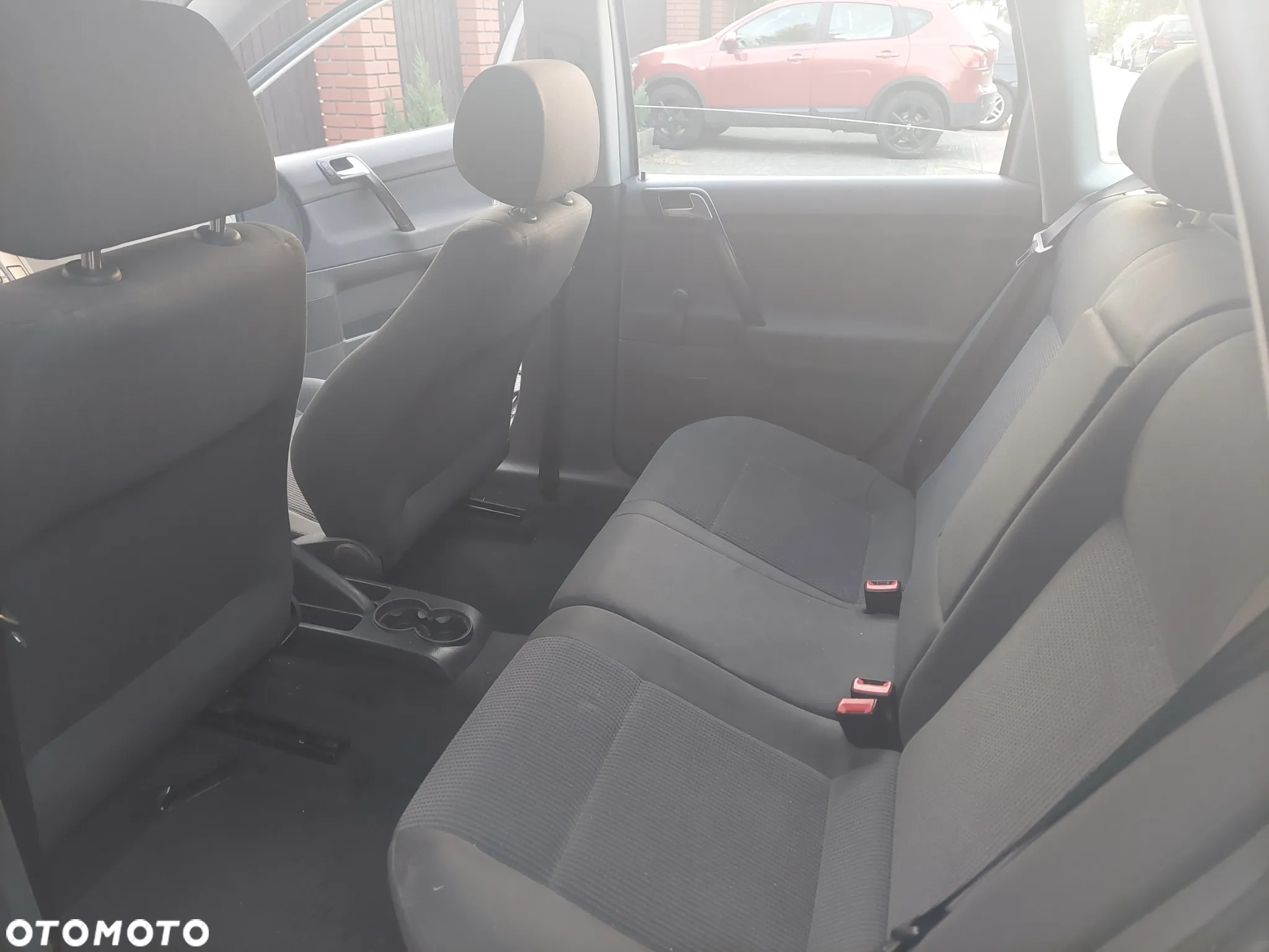 Volkswagen Polo 1.4 16V Comfortline - 13