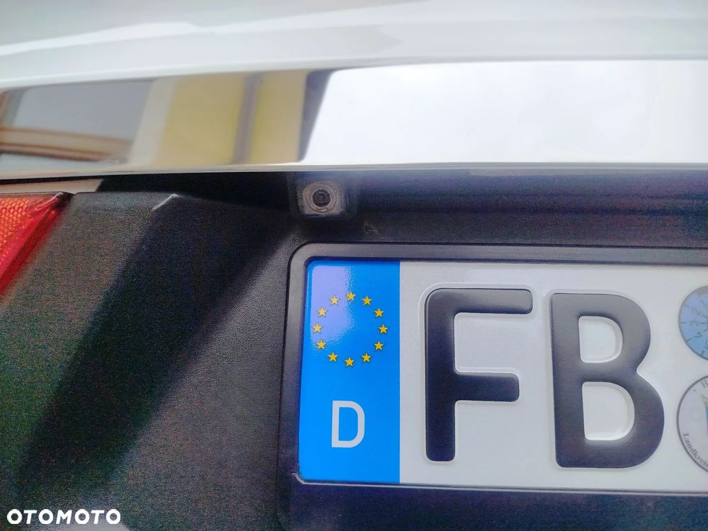 Kia Sportage 2,0 CRDI AWD Spirit - 13