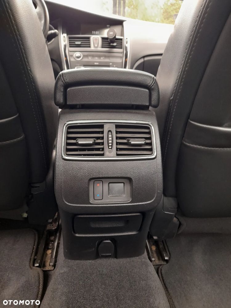 Renault Latitude - 14