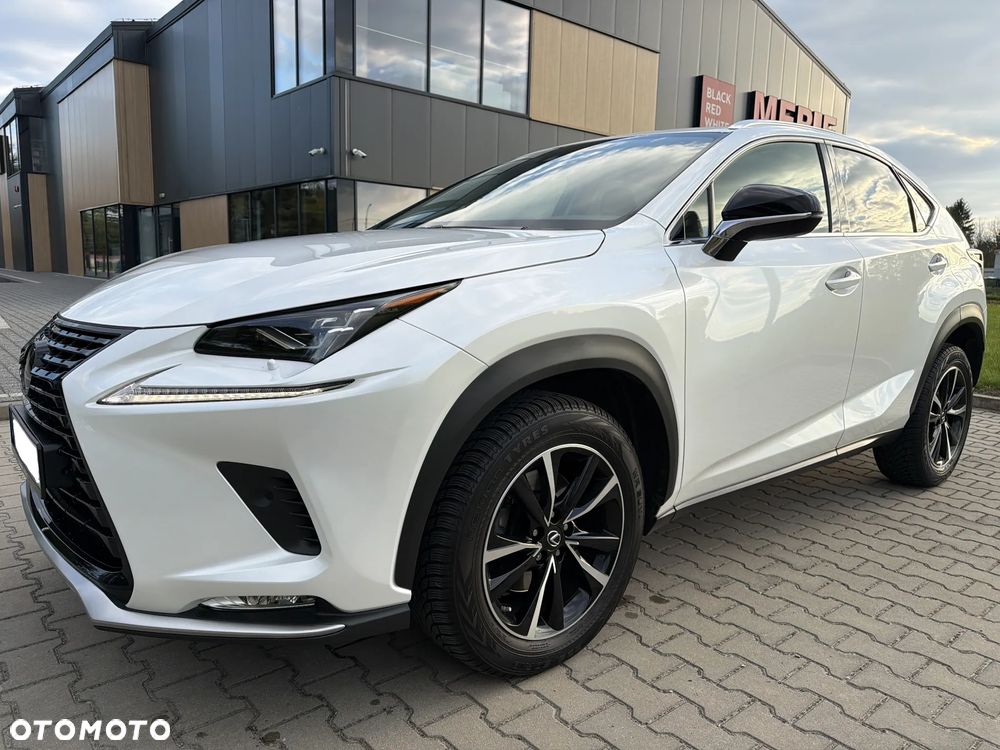 Lexus NX 300 F Impression AWD - 11