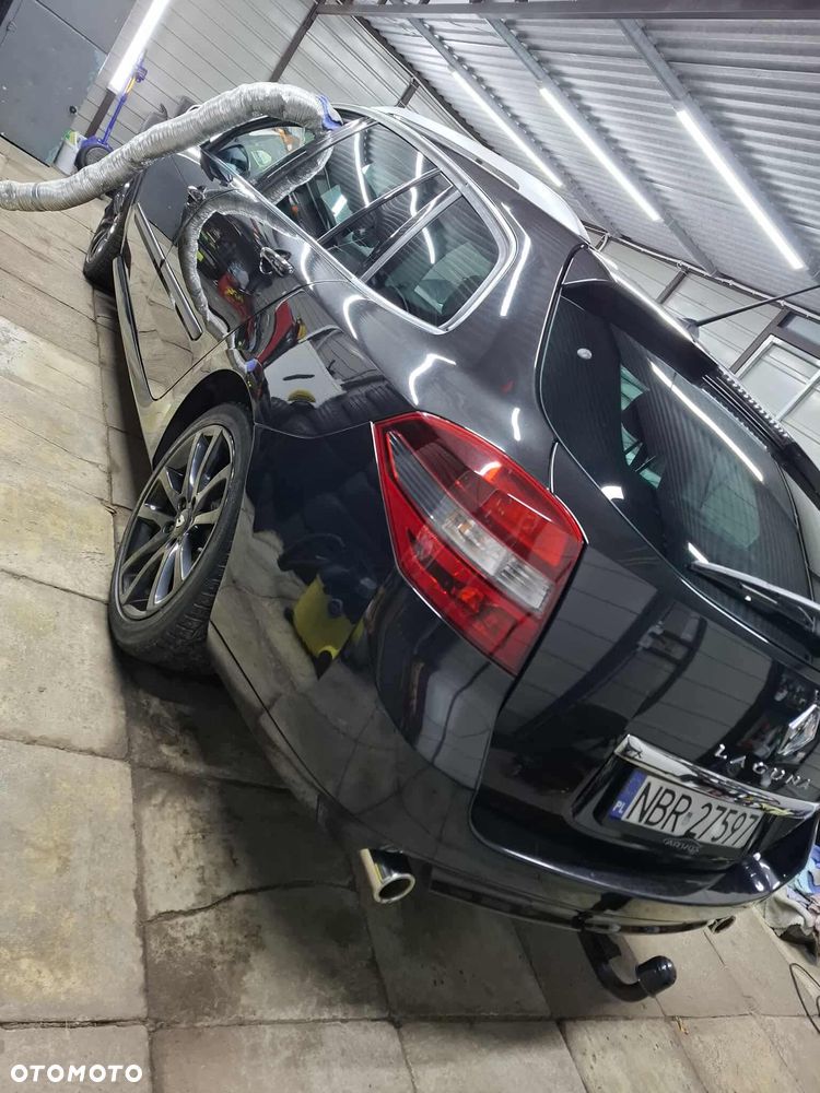 Renault Laguna 2.0 dCi Bose Edition - 17