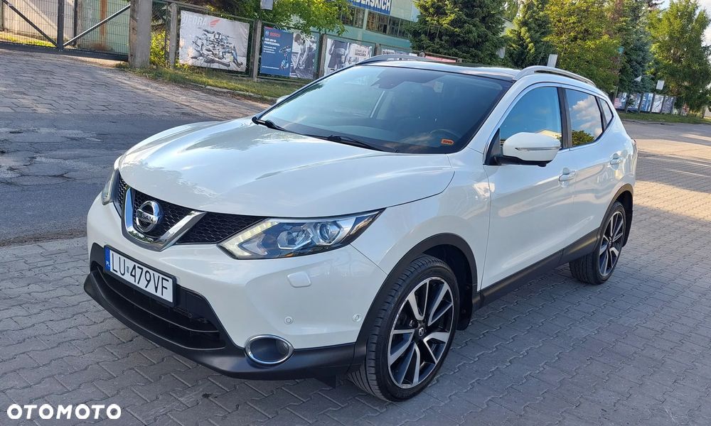 Nissan Qashqai 1.6 DCi Xtronic TEKNA - 2