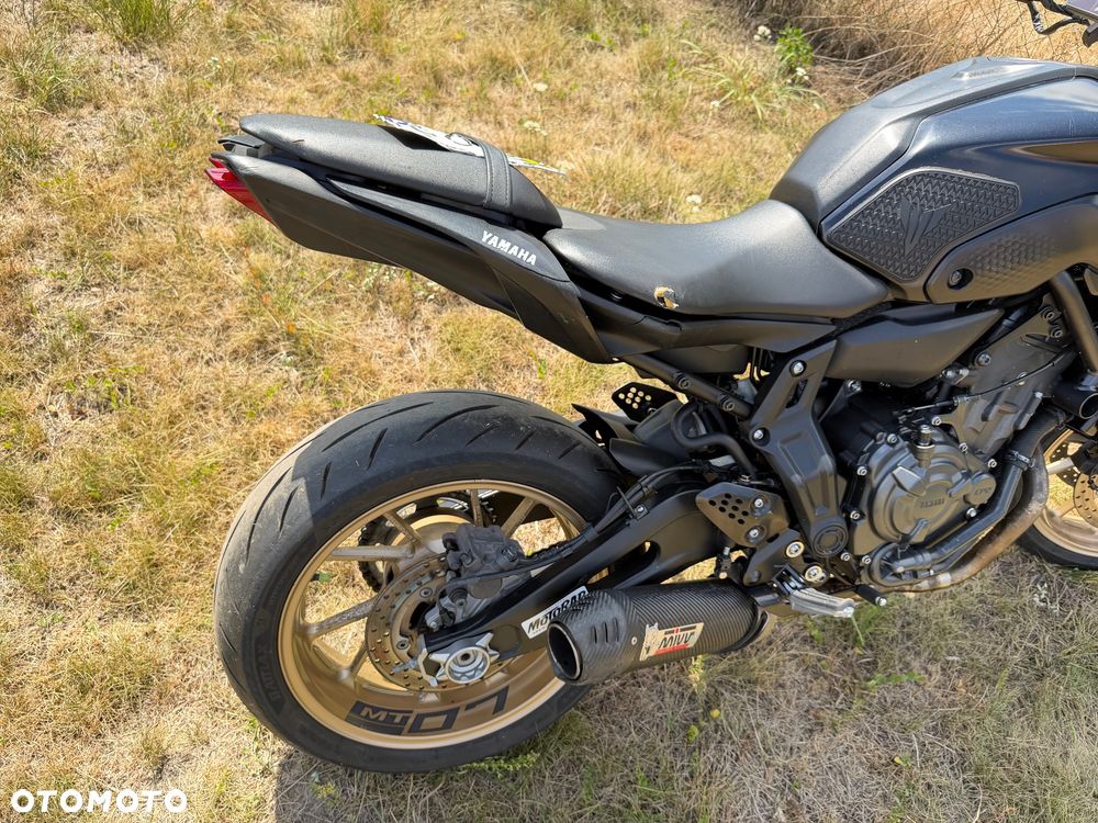 Yamaha MT - 4
