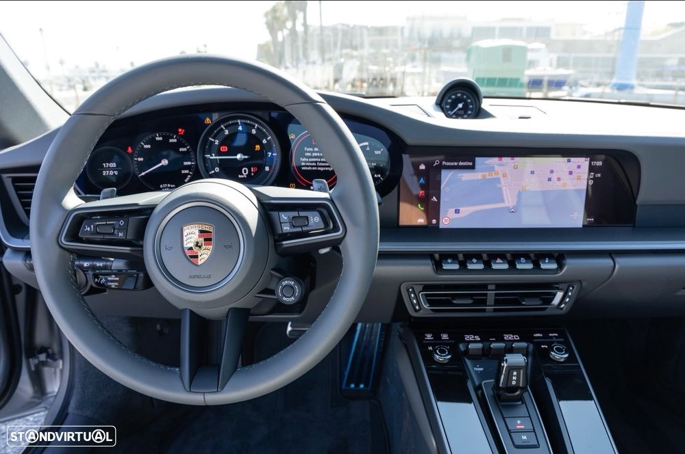 Porsche 911 (992) Carrera 4S PDK - 17