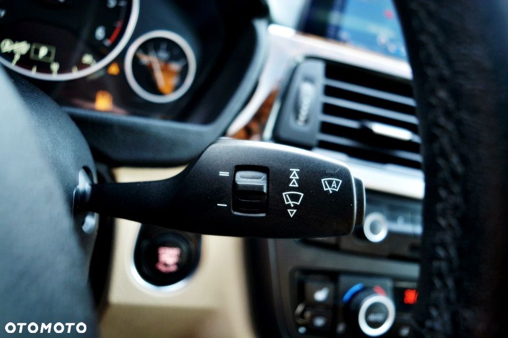 BMW 3GT 318d Modern Line - 25