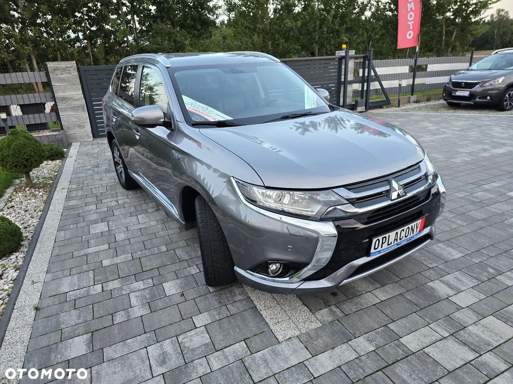 Mitsubishi Outlander - 4