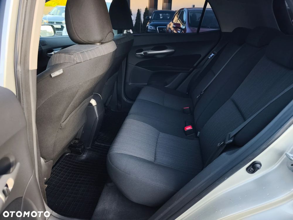 Toyota Auris 1.6 Valvematic Edition - 12
